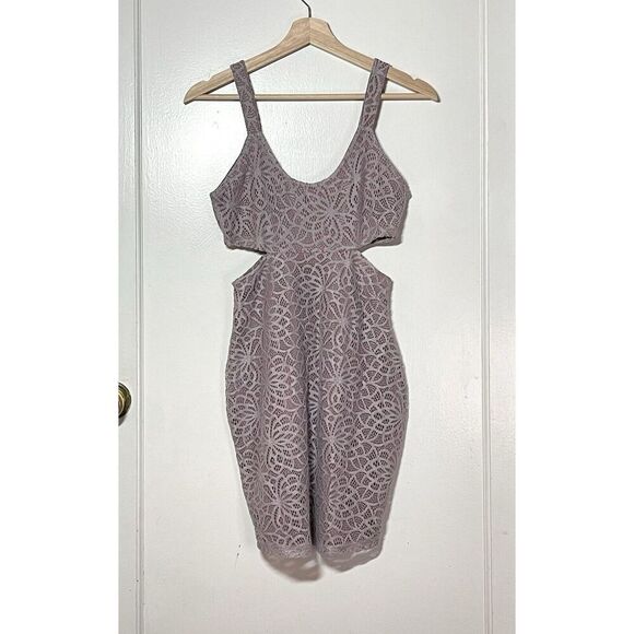 Lovers + Friends Purple Lilac Lace Side Cutout Mini Dress Womens Size XS - Picture 1 of 7